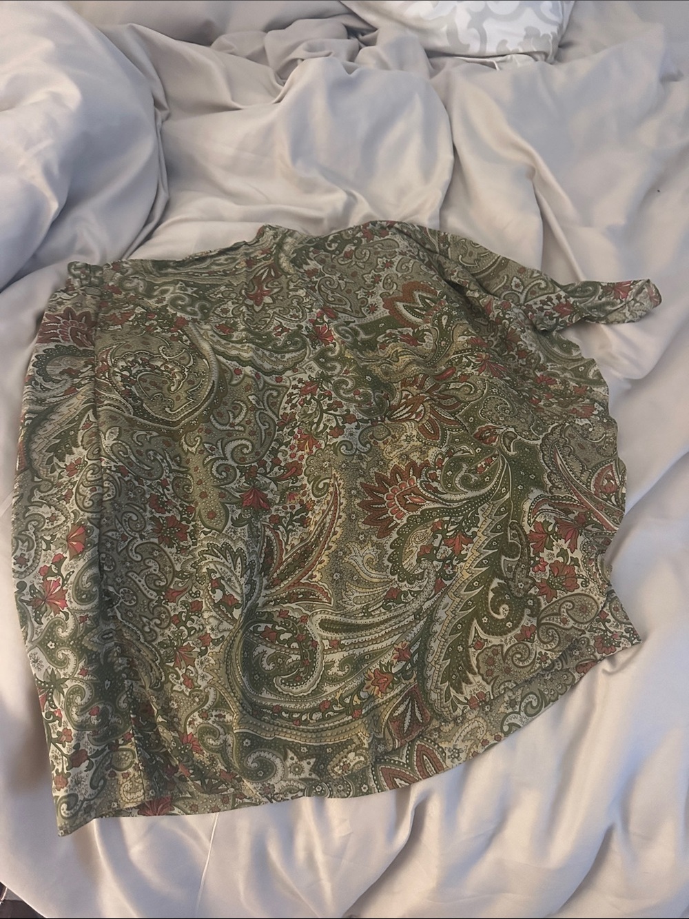 Liz Claiborne Olive Green Paisley Mini Skirt with Red Accents
